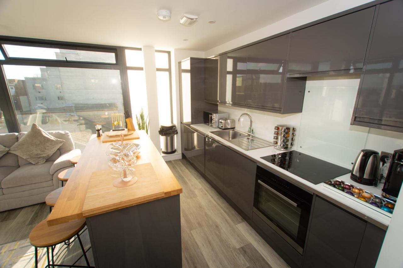 * Panoramic Penthouse With Sea & City Views Bournemouth Bagian luar foto